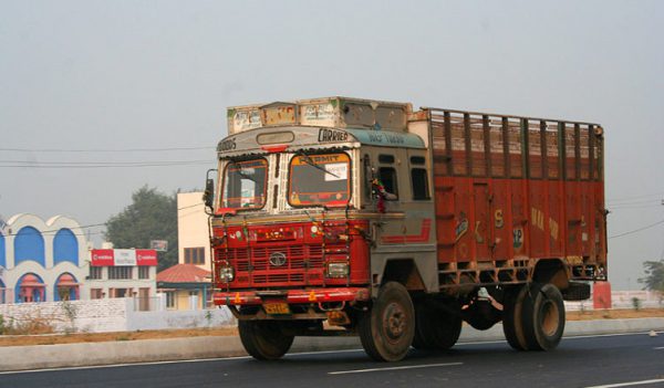truck-india