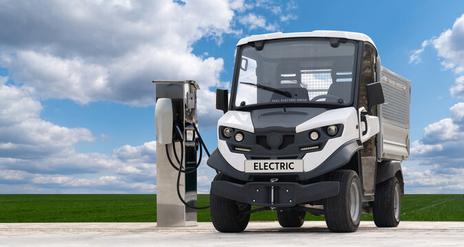 what-to-consider-before-switching-to-electric-fleet